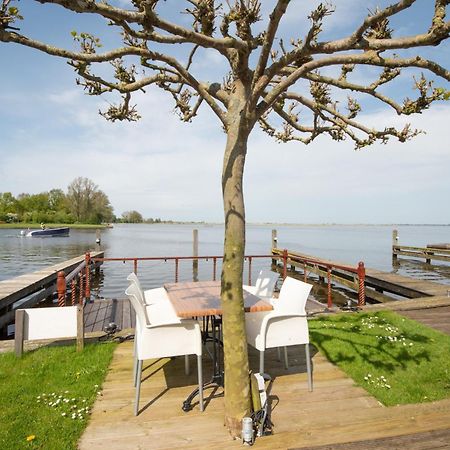 Meerzicht 20 - Waanzinnig Uitzicht Over Het Water! Uitgeest Экстерьер фото